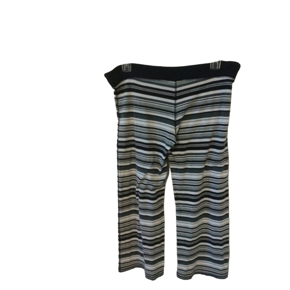 PINK Capri PJ Lounge Pants Stripped Soft Comfy Victoria Secrets XS - Picture 5 of 7